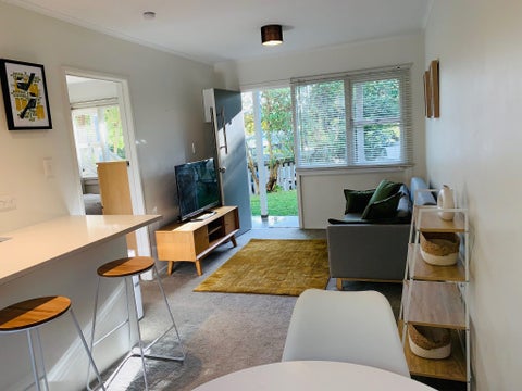 6/5 Edgars Road, Westmere, Auckland