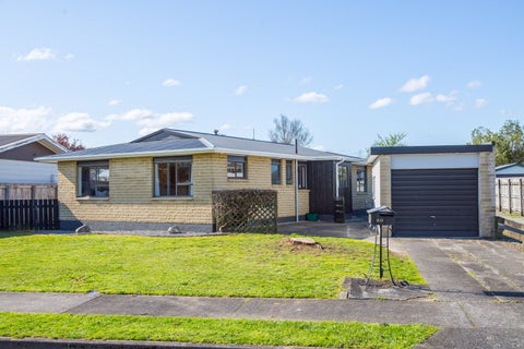 20 Fisher Place, Carterton