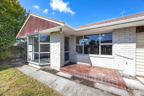 2/3 Hythe Lane, Saint Martins, Christchurch