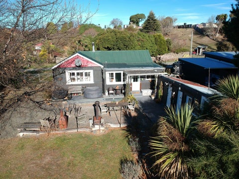 28 Monmouth Street, Hampden