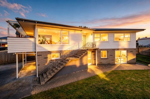11 Tania Place, Blockhouse Bay, Auckland