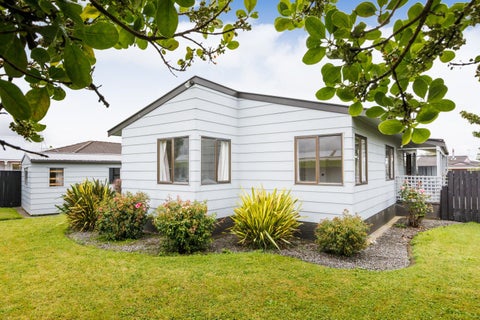 15 Willowstream Grove, Cloverlea, Palmerston North