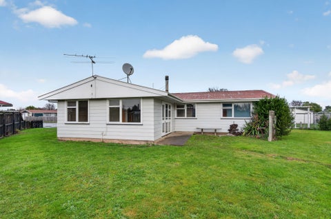 20 Tasman Crescent, Carterton