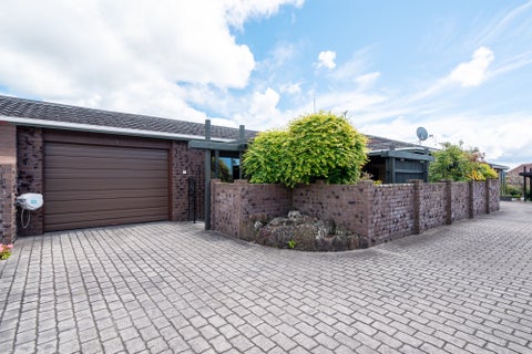 2/475 Blockhouse Bay Road, Blockhouse Bay, Auckland