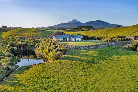 511 Plymouth Road, Koru, New Plymouth