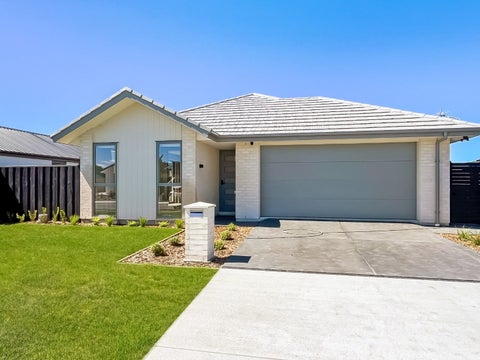 12 Weaver Street, Woodend, Woodend