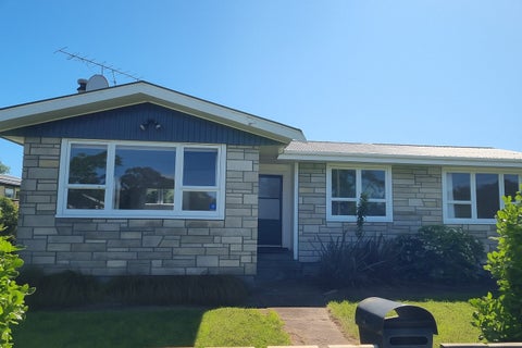 1 Hardie Grove, Featherston