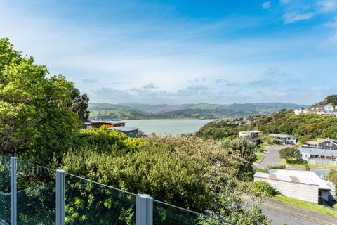 11 The Anchorage, Whitby, Porirua