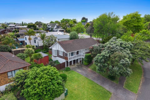 70 Kurnell Drive, Botany Downs, Auckland