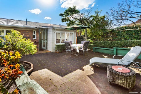2/22 Alton Avenue, Hillcrest, Auckland