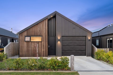 25 Cairnmuir Street, Wanaka
