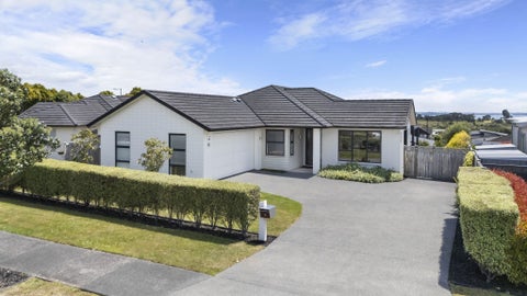 4 Mahutonga Avenue, Beachlands, Auckland