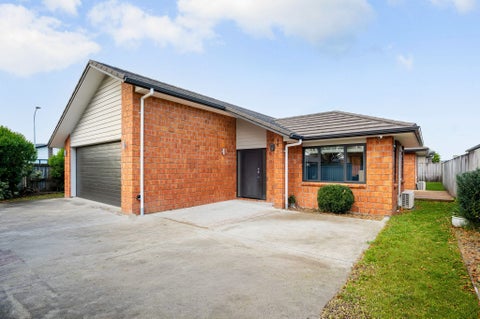 2 Southbrook Close, Glenview, Hamilton