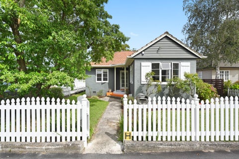 4 Valley Terrace, Hamilton Central, Hamilton