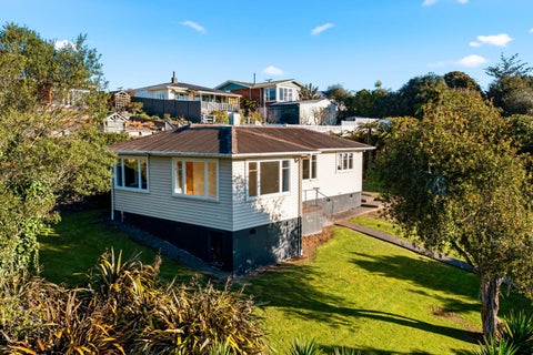 16 Tarrangower Avenue, Taumarunui
