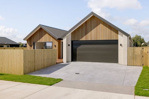 38 Hugo Shaw Drive, Cambridge, Cambridge