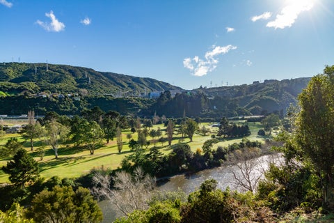 21 Manor Drive, Stokes Valley, Lower Hutt