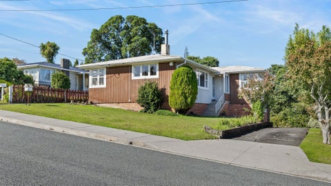 30 Sylvan Crescent, Te Atatu South, Auckland