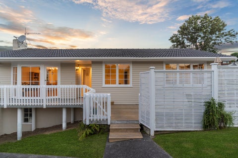 113 Kia Ora Road, Beach Haven, Auckland