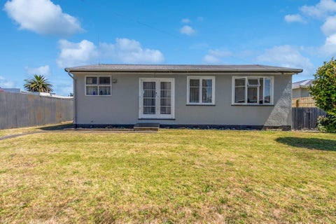 63 Thatcher Street, Castlecliff, Whanganui