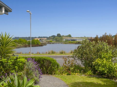 11 Lakeview Quay, Pyes Pa, Tauranga
