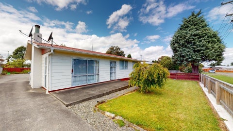 13 Vera Street, Marton