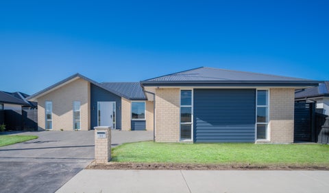 71 Southfield Drive, Lincoln, Lincoln