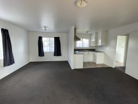 76B Kahikatea Drive, Melville, Hamilton