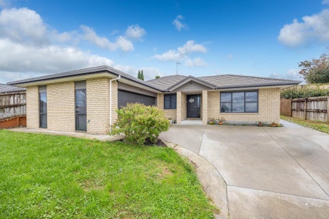 54 Farnborough Drive, Nawton, Hamilton