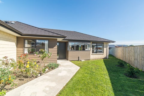 8 Gardner Place, Otaki