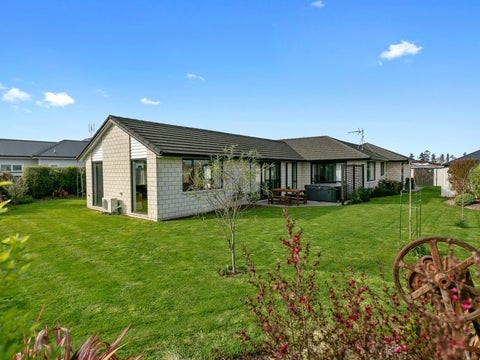 55 Jarrett Terrace, Leamington, Cambridge