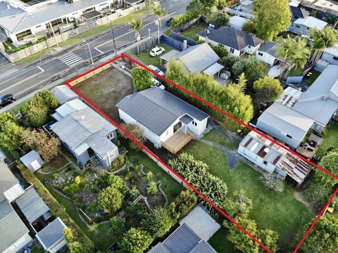 212 Beach Haven Road, Beach Haven, Auckland
