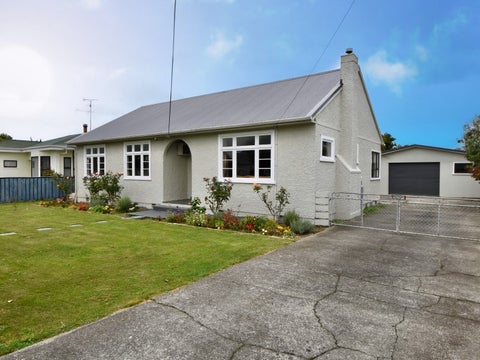 2 Mckenzie Terrace, Carterton
