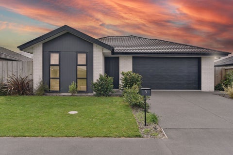 5 Bill Hammond Drive, Belfast, Christchurch