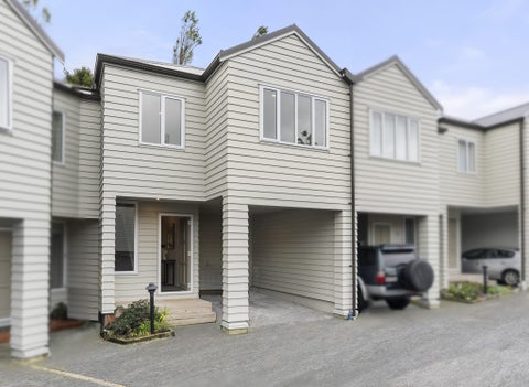 4/30 John Jennings Drive, Oteha, Auckland