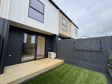 5/131 Lancaster Road, Beach Haven, Auckland