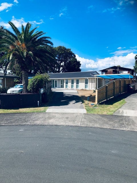2/7 Tulloch Place, Conifer Grove, Takanini