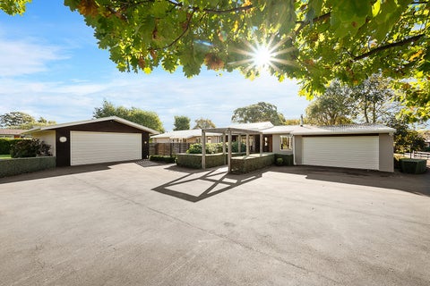 196 Oakwood Lane, Witherlea, Blenheim