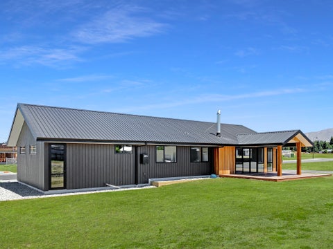 10 Jack Adamson Drive, Twizel, Twizel