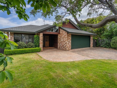 9 Tawa Street, Waikanae