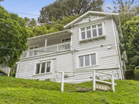 10 Governor Road, Northland, Wellington