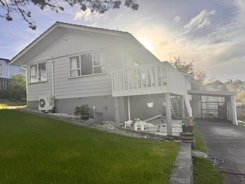 5 Tesla Place, Totara Vale, Auckland