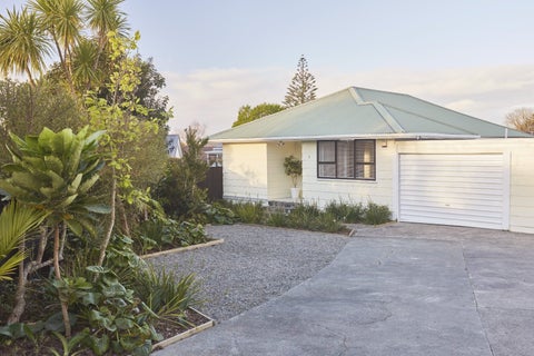 1/55 Mcleod Road, Te Atatu South, Auckland