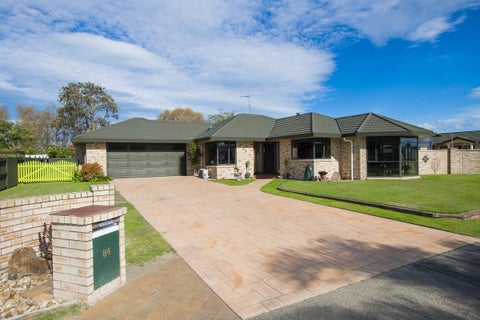 84 Potae Avenue, Lytton West, Gisborne