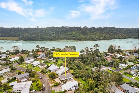 29 Crocombe Crescent, Beach Haven, Auckland