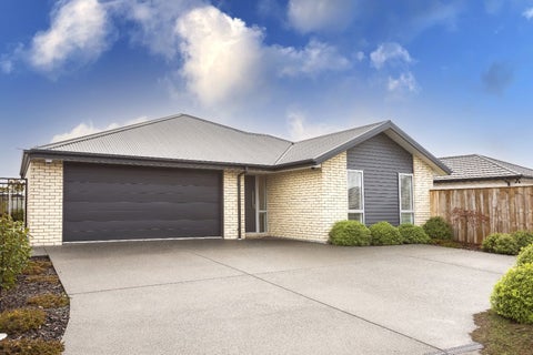 20 Brooklands Street, Burwood, Christchurch 