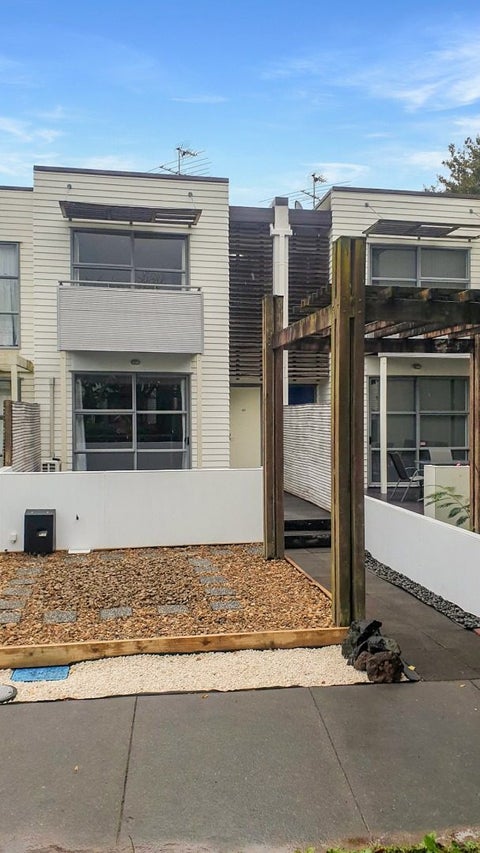 48 Figaro Crescent, Takanini, Auckland