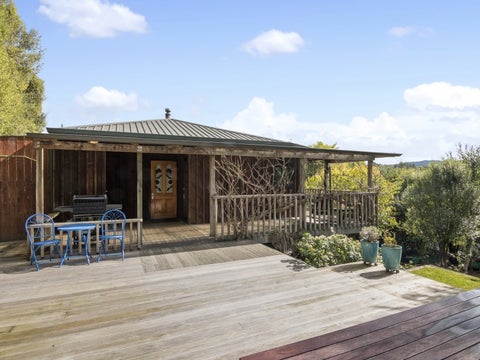 3 Hooper Place, Wakefield