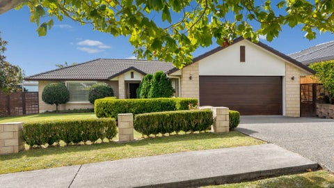 51 John Brooke Crescent, East Tamaki Heights, Auckland