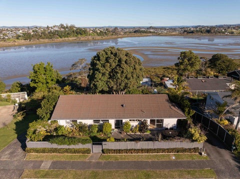 16 Sunny Bay Road, Matua, Tauranga